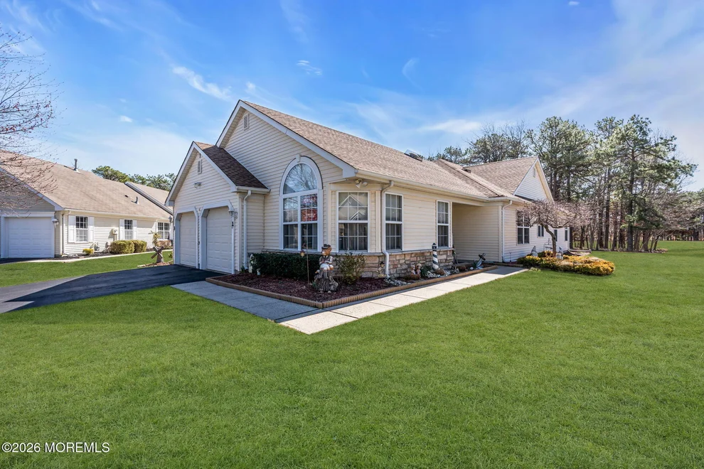 Unit for sale at 18 Rosewood Court, Lakewood, NJ 08701