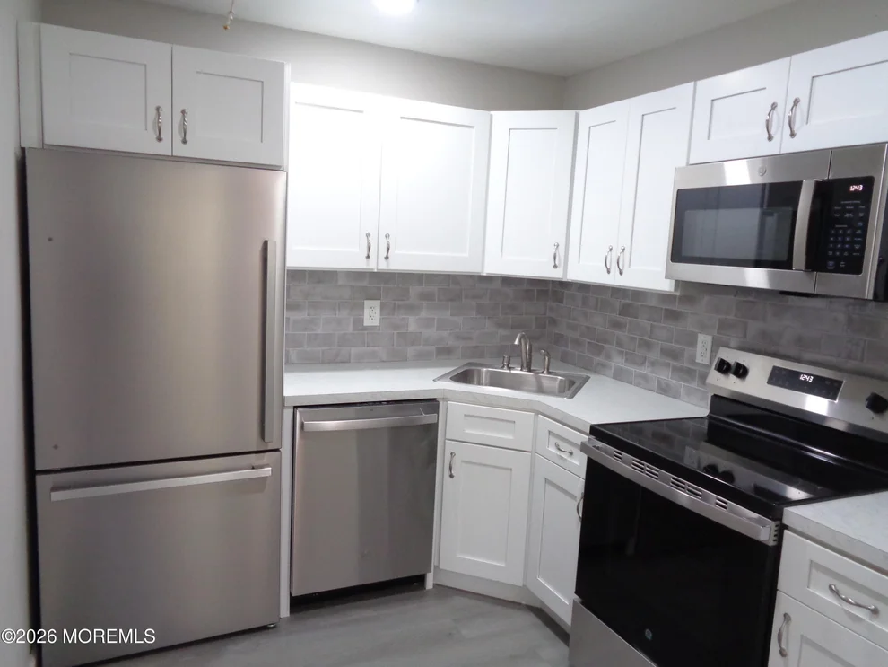 Unit for sale at 10 D Hamilton Lane, Whiting, NJ 08759