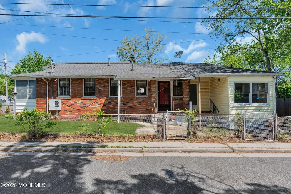 Unit for sale at 40 N Shore Boulevard, Keansburg, NJ 07734
