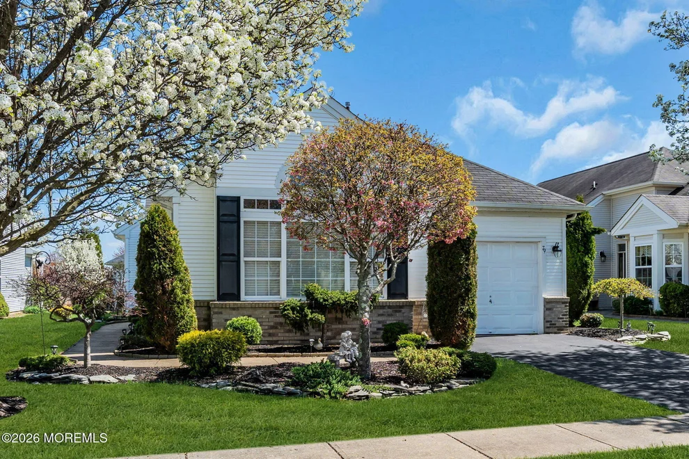 Unit for sale at 79 Halsted Drive, Manchester, NJ 08759