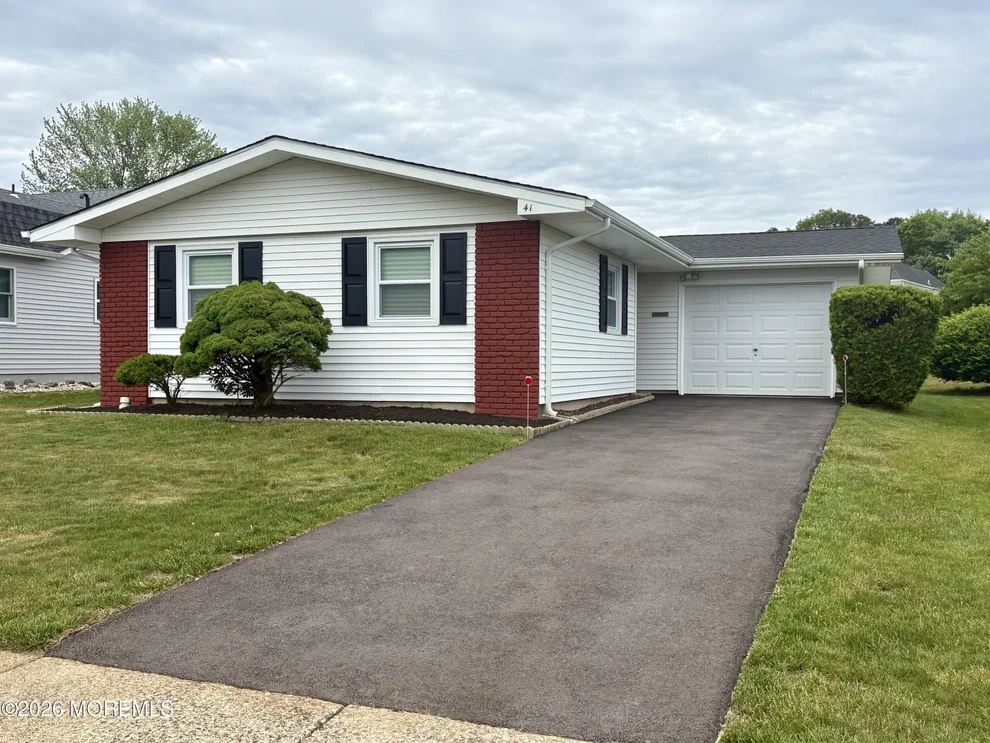 Unit for sale at 41 Whitman Street, Brick, NJ 08724