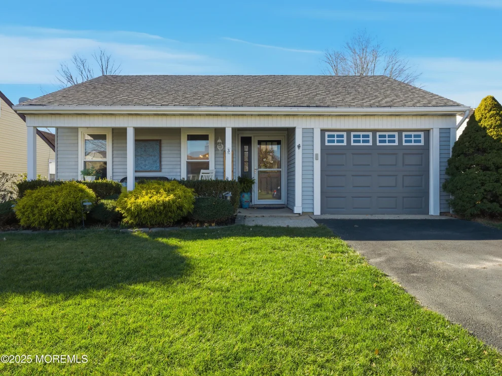 Unit for sale at 3 Oakham Row, Manchester, NJ 08759