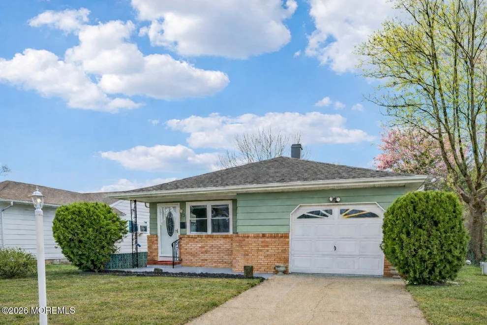 Unit for sale at 13 Barbados Drive S, Toms River, NJ 08757