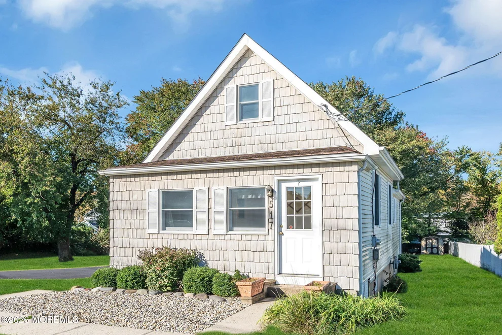 Unit for sale at 517 Line Road, Aberdeen, NJ 07747