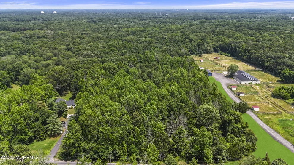 Unit for sale at 1070 Maxim Southard Road, Howell, NJ 07731