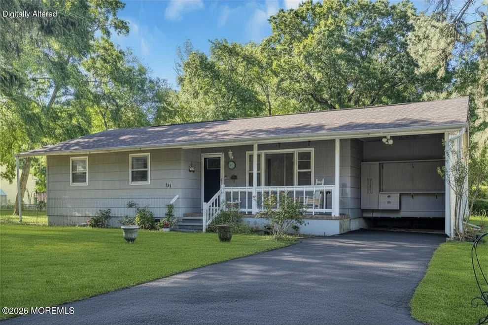 Unit for sale at 416 Oak Tree Road, Freehold, NJ 07728