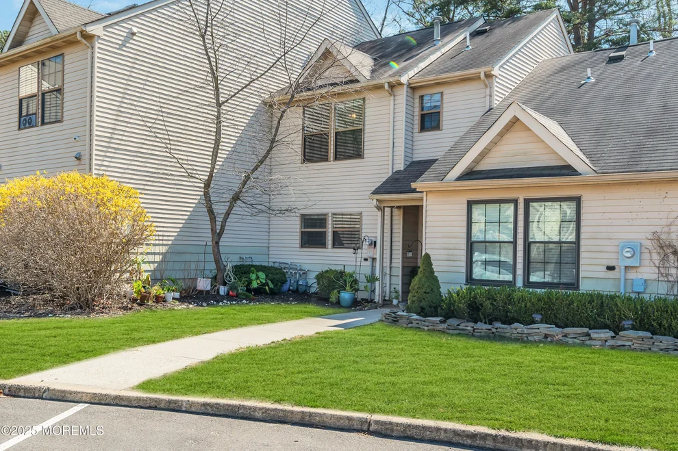 Unit for sale at 407 Geranium Court, Jackson, NJ 08527