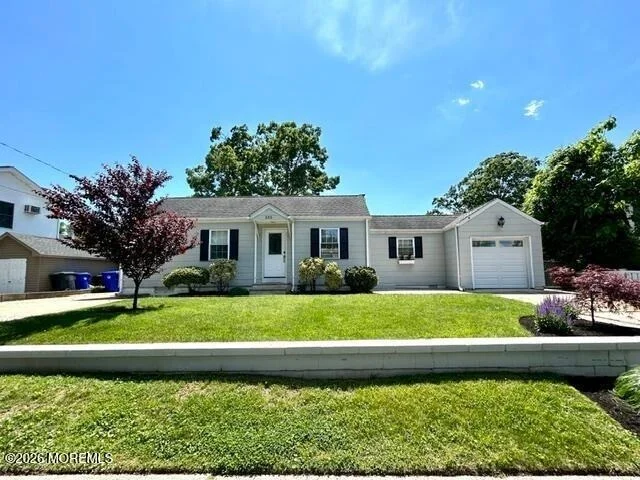 Unit for sale at 333 Lincoln Court, Brick, NJ 08724