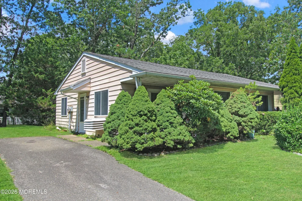 Unit for sale at 40b Roosevelt City Road, Whiting, NJ 08759