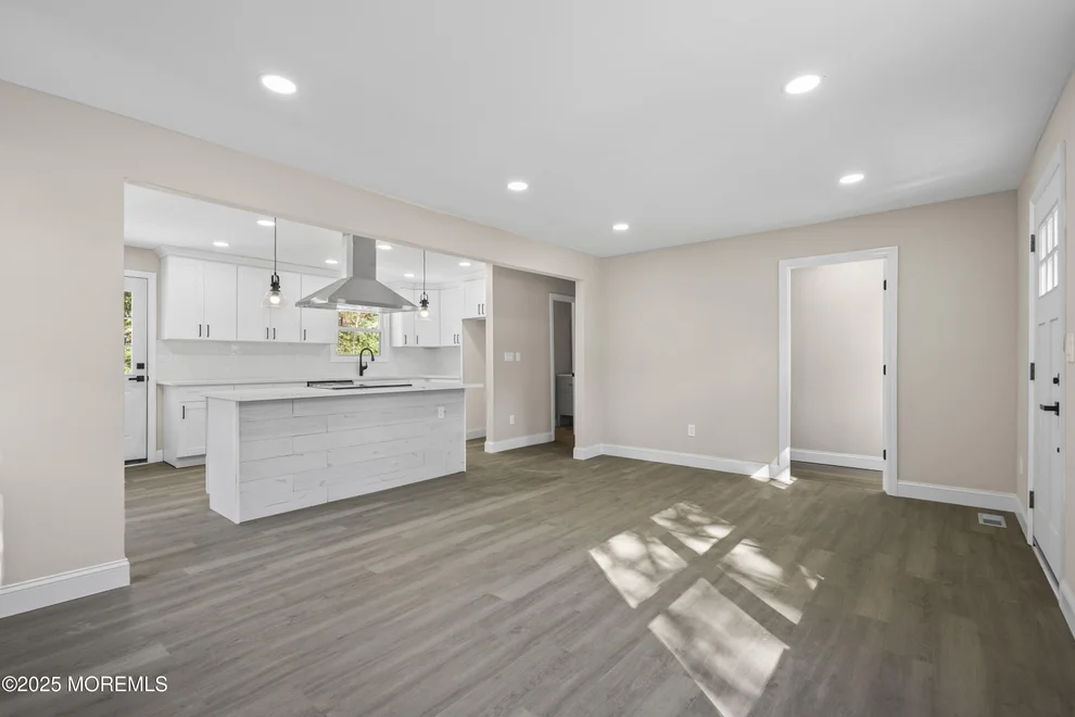 Unit for sale at 393 E Millstream Road, Cream Ridge, NJ 08514