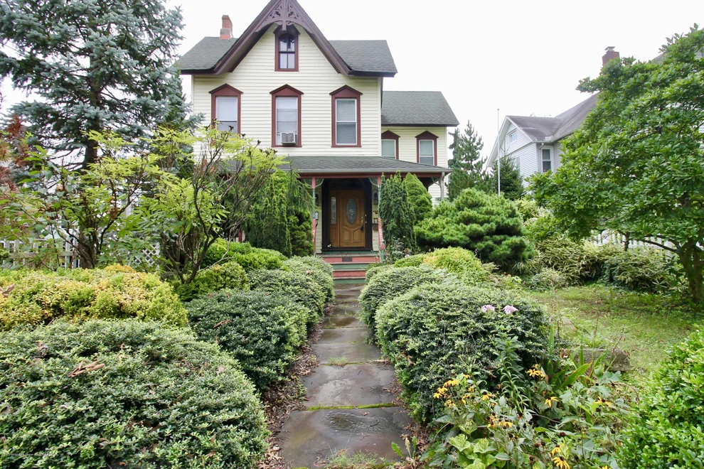Unit for sale at 101 South Street, Freehold, NJ 07728
