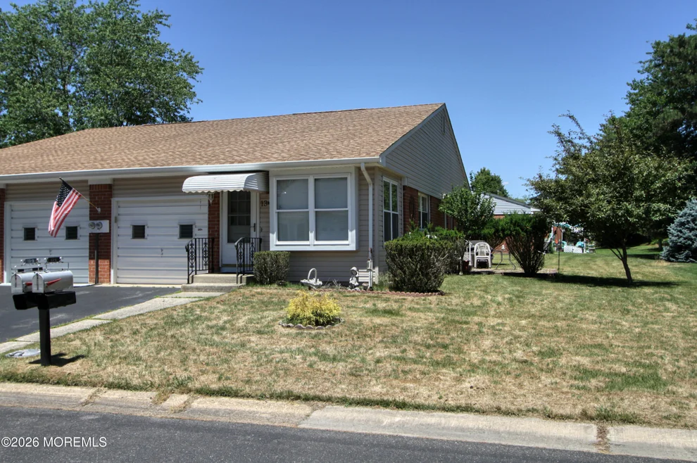 Unit for sale at 13 Hamilton Lane, Whiting, NJ 08759