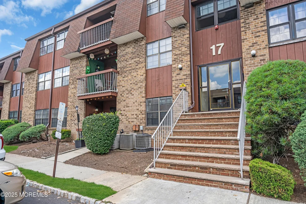 Unit for sale at 193 Sierra Court, Woodbridge, NJ 07095