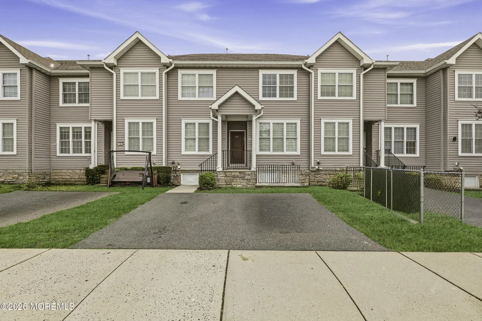 Unit for sale at 17 Stamford Hill Road, Lakewood, NJ 08701
