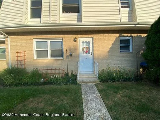 Unit for sale at 95 C White, Eatontown, NJ 07724