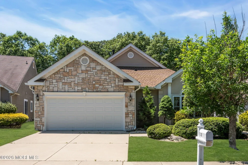 Unit for sale at 32 Shadow Creek Court, Jackson, NJ 08527