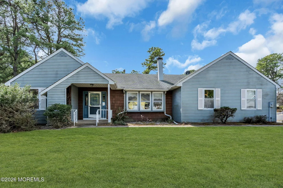 Unit for sale at 6 Holyoke Court, Whiting, NJ 08759