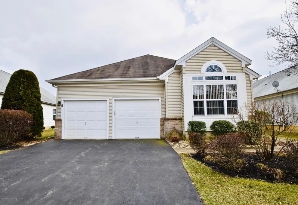 Unit for sale at 8 Henley Circle, Manchester, NJ 08759