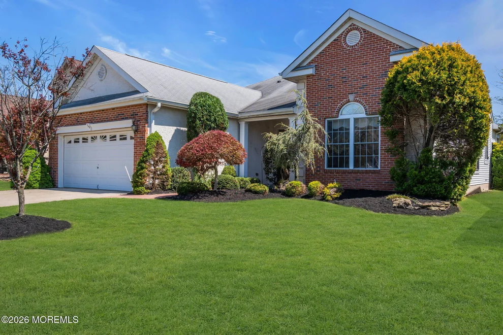 Unit for sale at 39 Baltusrol Drive, Jackson, NJ 08527