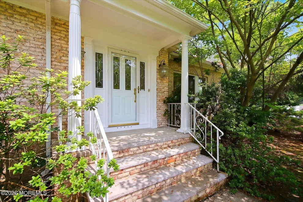 Unit for sale at 11 Castle Drive, Middletown, NJ 07748