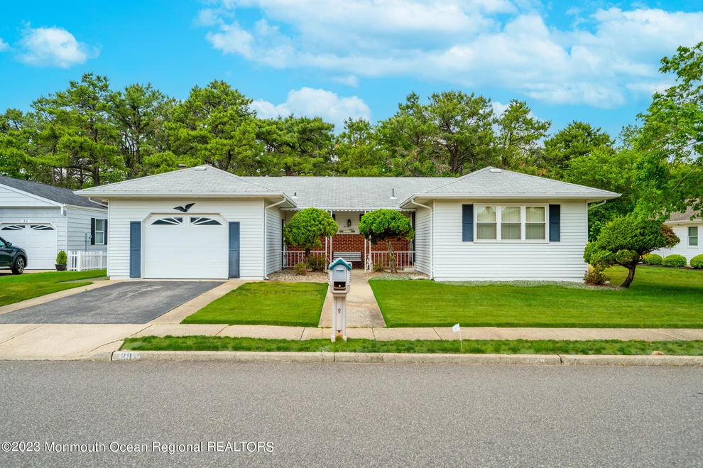 Unit for sale at 28 Santiago Drive W, Toms River, NJ 08757