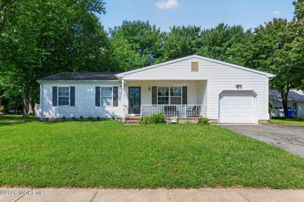 Unit for sale at 370 Elm Lane, Brick, NJ 08723