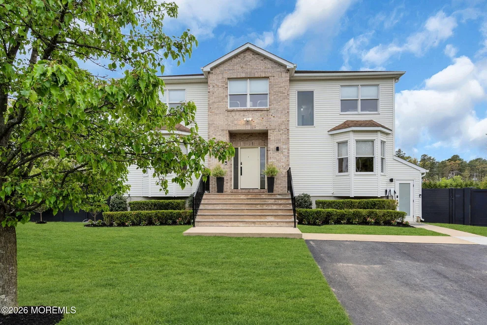 Unit for sale at 30 Independence Court, Lakewood, NJ 08701
