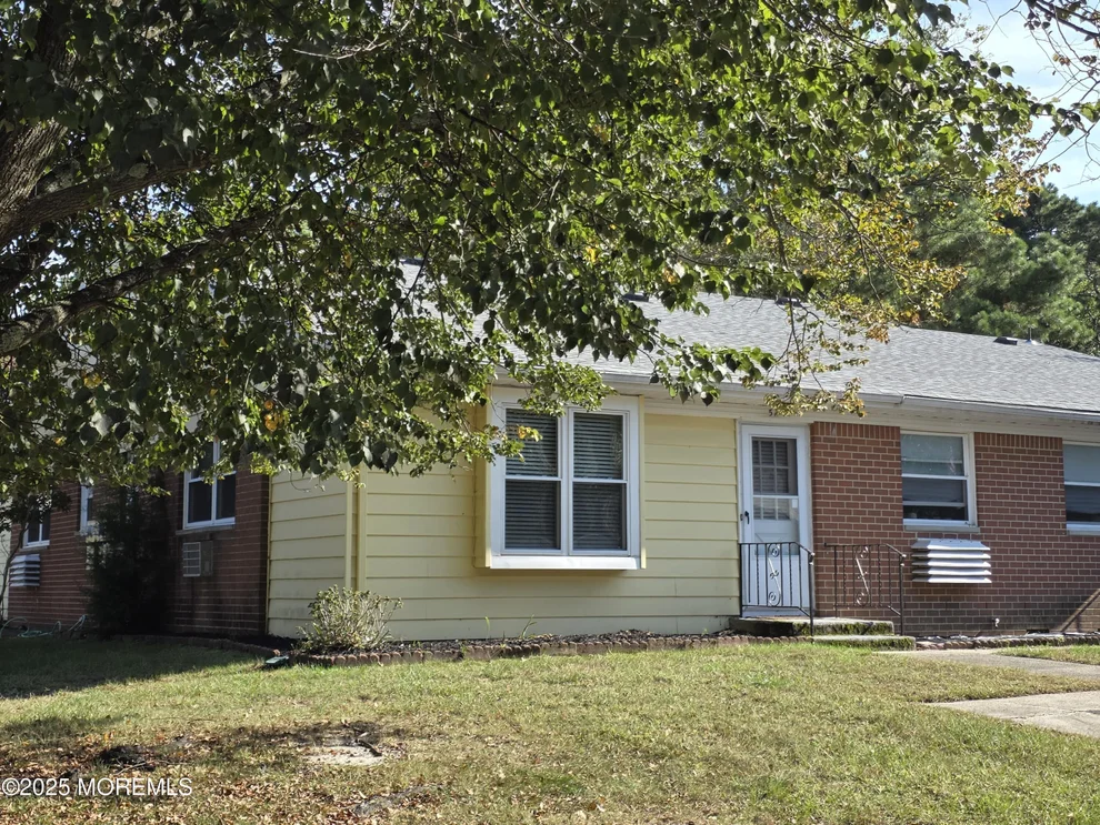 Unit for sale at 5 Alden Court, Whiting, NJ 08759