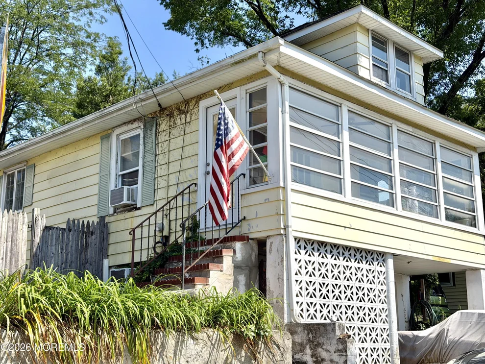Unit for sale at 195 2nd Street, Keyport, NJ 07735