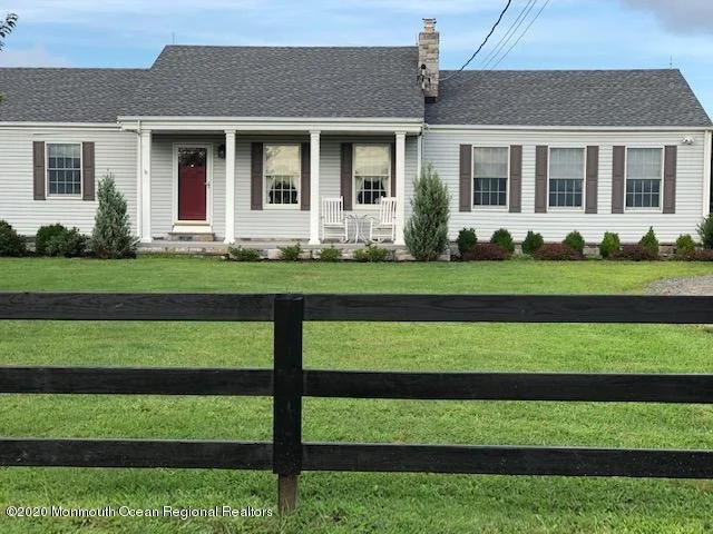 Unit for sale at 20 Olde Noah Hunt Road, Millstone, NJ 08510