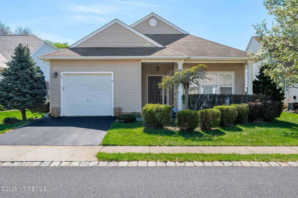 Unit for sale at 16 Kensington Road, Manchester, NJ 08759