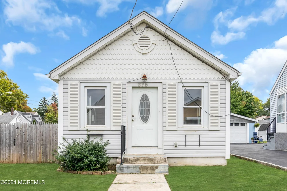 Unit for sale at 675 Shore Concourse, Keyport, NJ 07735