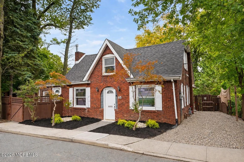 Unit for sale at 14 Wyckoff Street, Matawan, NJ 07747