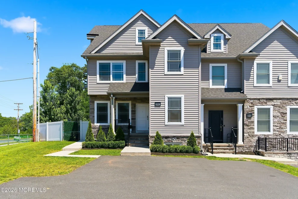 Unit for sale at 123 N Zinfandel Road, Lakewood, NJ 08701
