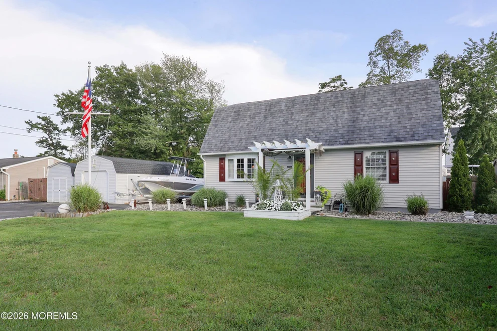 Unit for sale at 1624 6th Avenue, Toms River, NJ 08757
