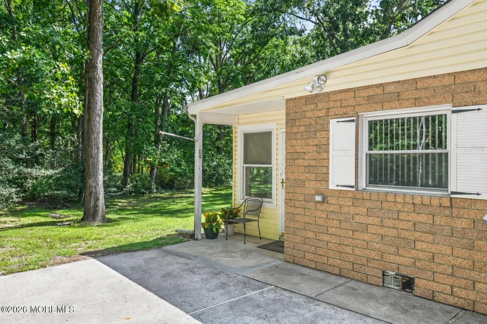 Unit for sale at 10 Birch Lane, Toms River, NJ 08753