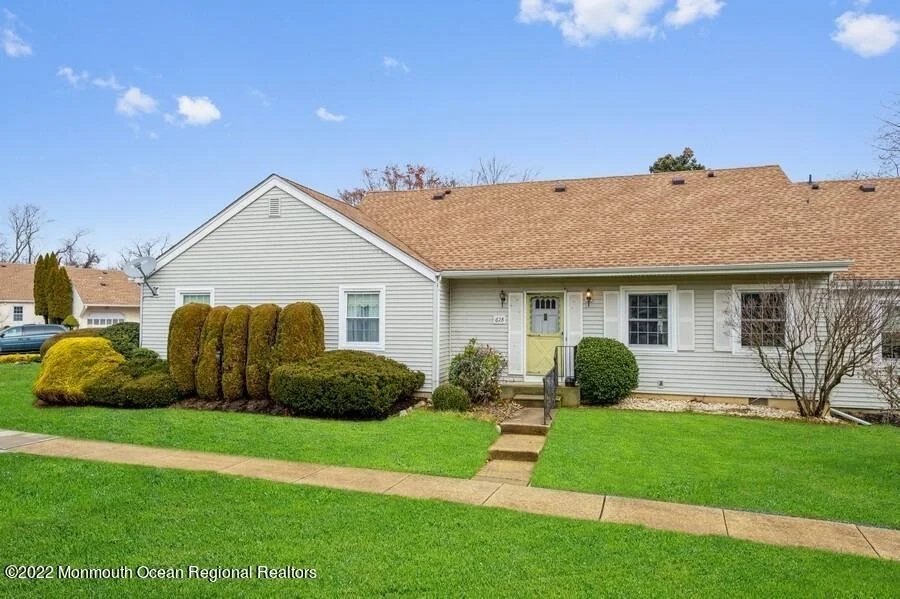Unit for sale at 62B Piazza Vittoria, Freehold, NJ 07728