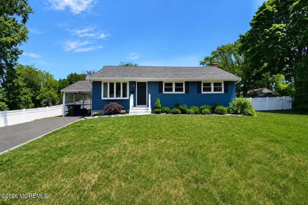 Unit for sale at 469 East Road, Belford, NJ 07718