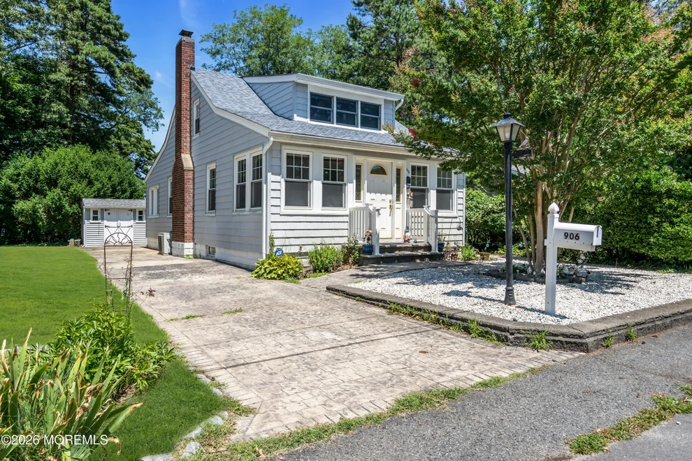 Unit for sale at 906 Lincoln Avenue, Pine Beach, NJ 08741