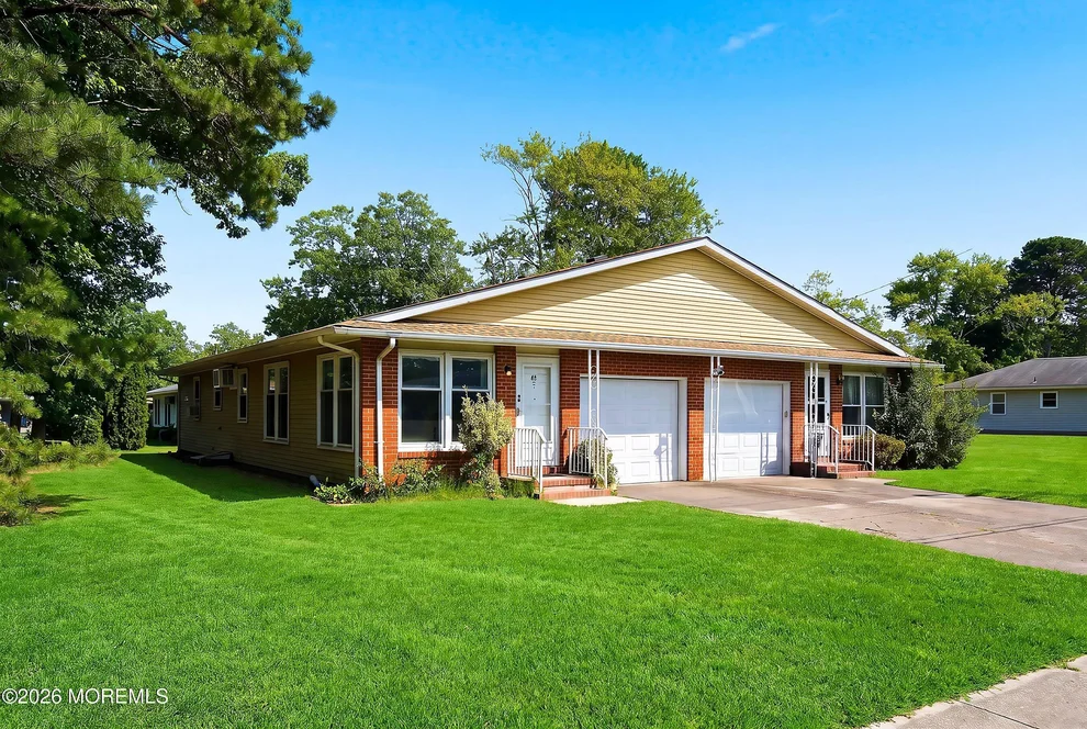 Unit for sale at 45 Dogwood Road, Manahawkin, NJ 08050