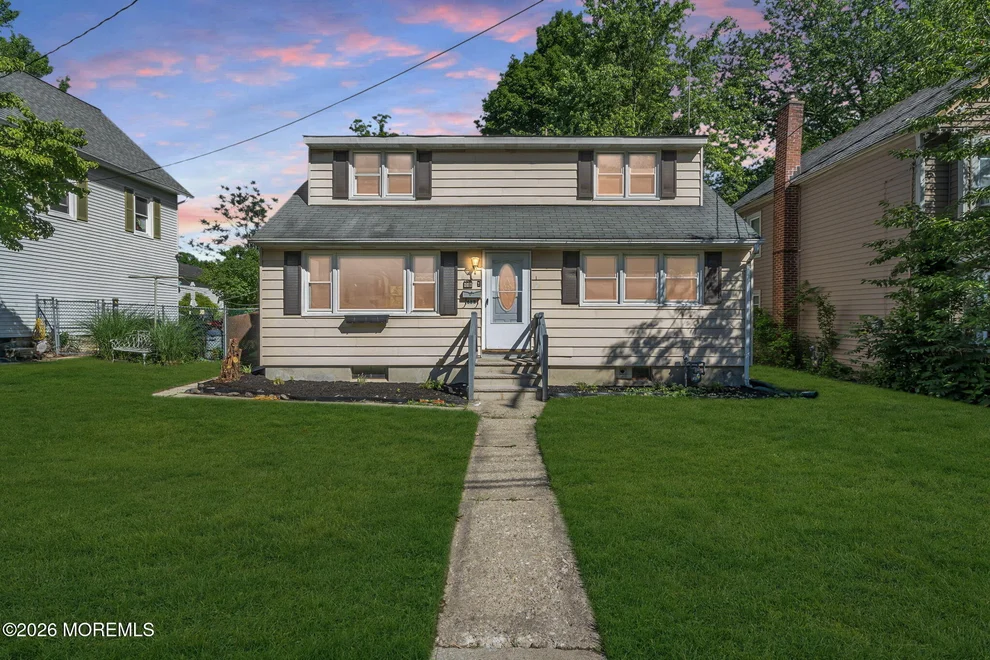 Unit for sale at 68 Woodside Avenue, Newton, NJ 07860