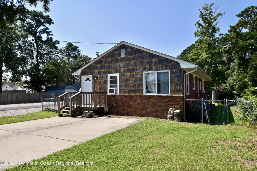 Unit for sale at 104 Brand Road, Toms River, NJ 08753