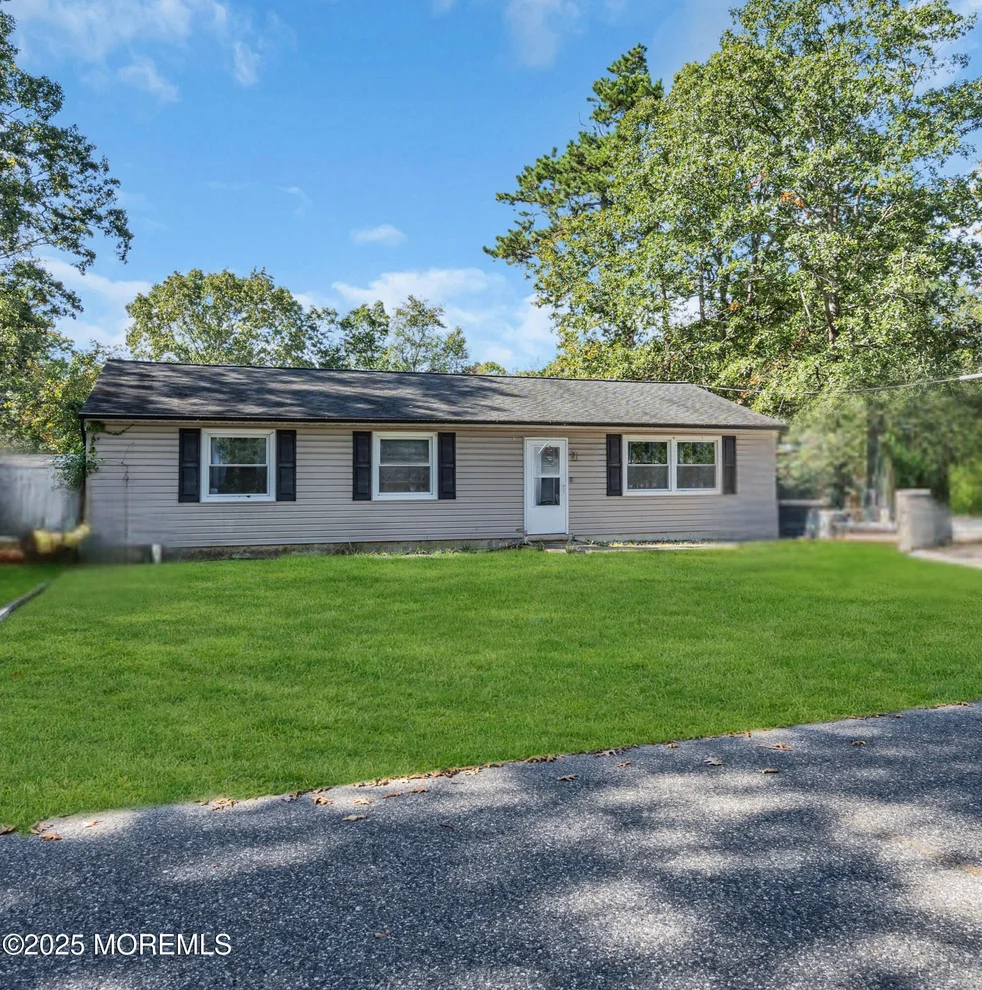 Unit for sale at 27 Coreopsis Street, Browns Mills, NJ 08015