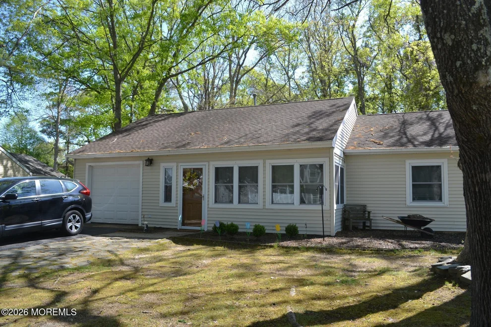 Unit for sale at 31 Chestnut Way Circle, Barnegat, NJ 08005