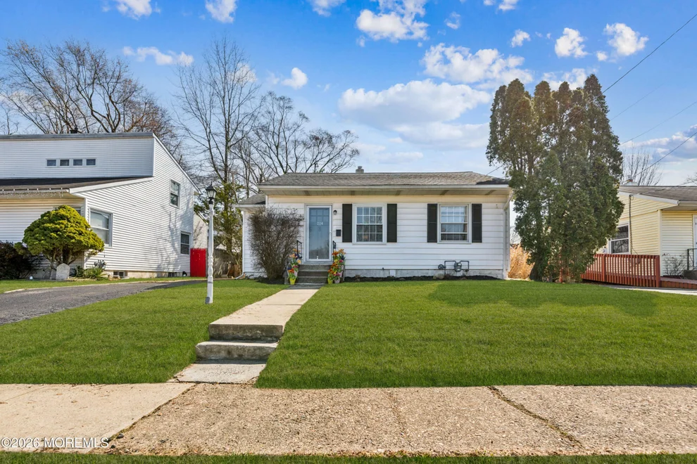 Unit for sale at 224 Clamer Road, Ewing, NJ 08628