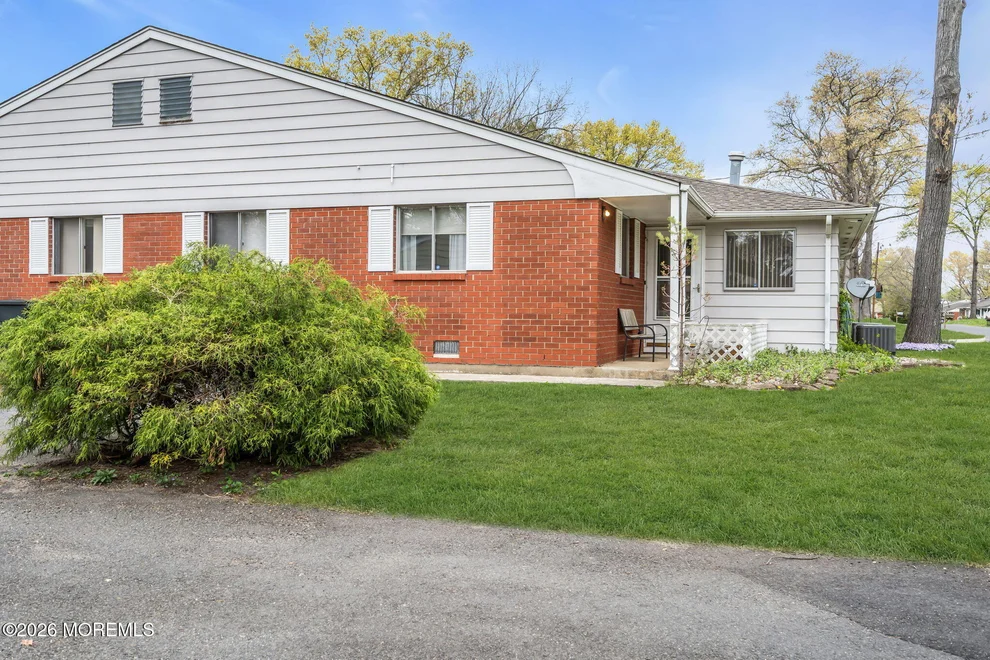 Unit for sale at 5 Dove Street, Manchester, NJ 08759