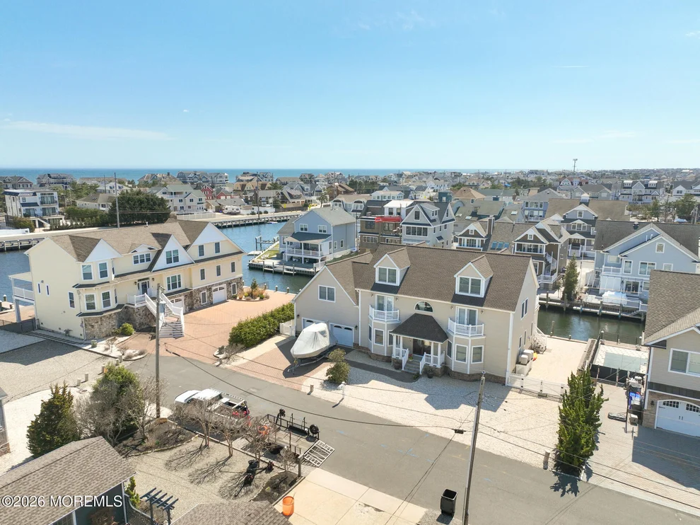 Unit for sale at 305 Sloop Lane, Mantoloking, NJ 08738