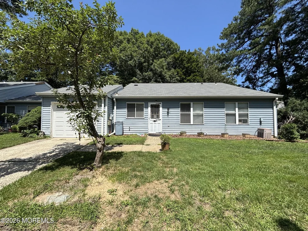 Unit for sale at 675A Buckingham Drive, Manchester, NJ 08759