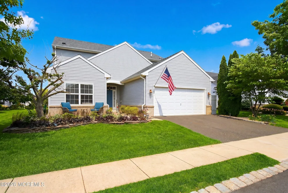 Unit for sale at 142 Eleanor Road, Manchester, NJ 08759