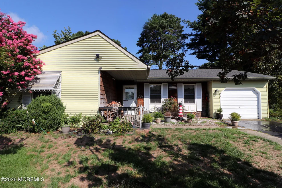 Unit for sale at 2 Brooklane Court, Whiting, NJ 08759